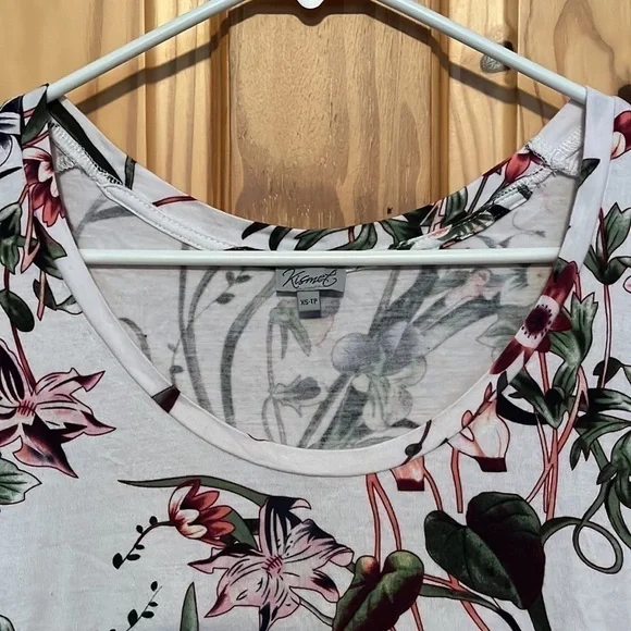 KISMET Raddison Top - Picture 5 of 11